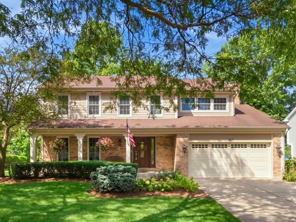 1410 E Eton Drive, Arlington Heights, IL 60004