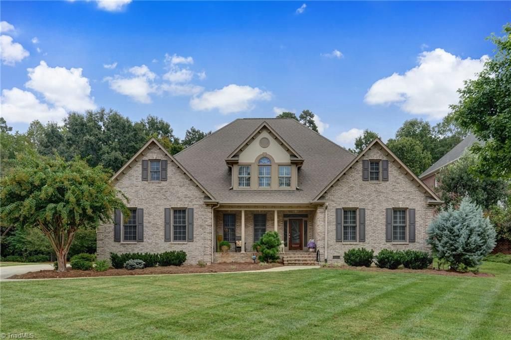 124 Duchess Court, Jamestown, NC 27282 Main Photo