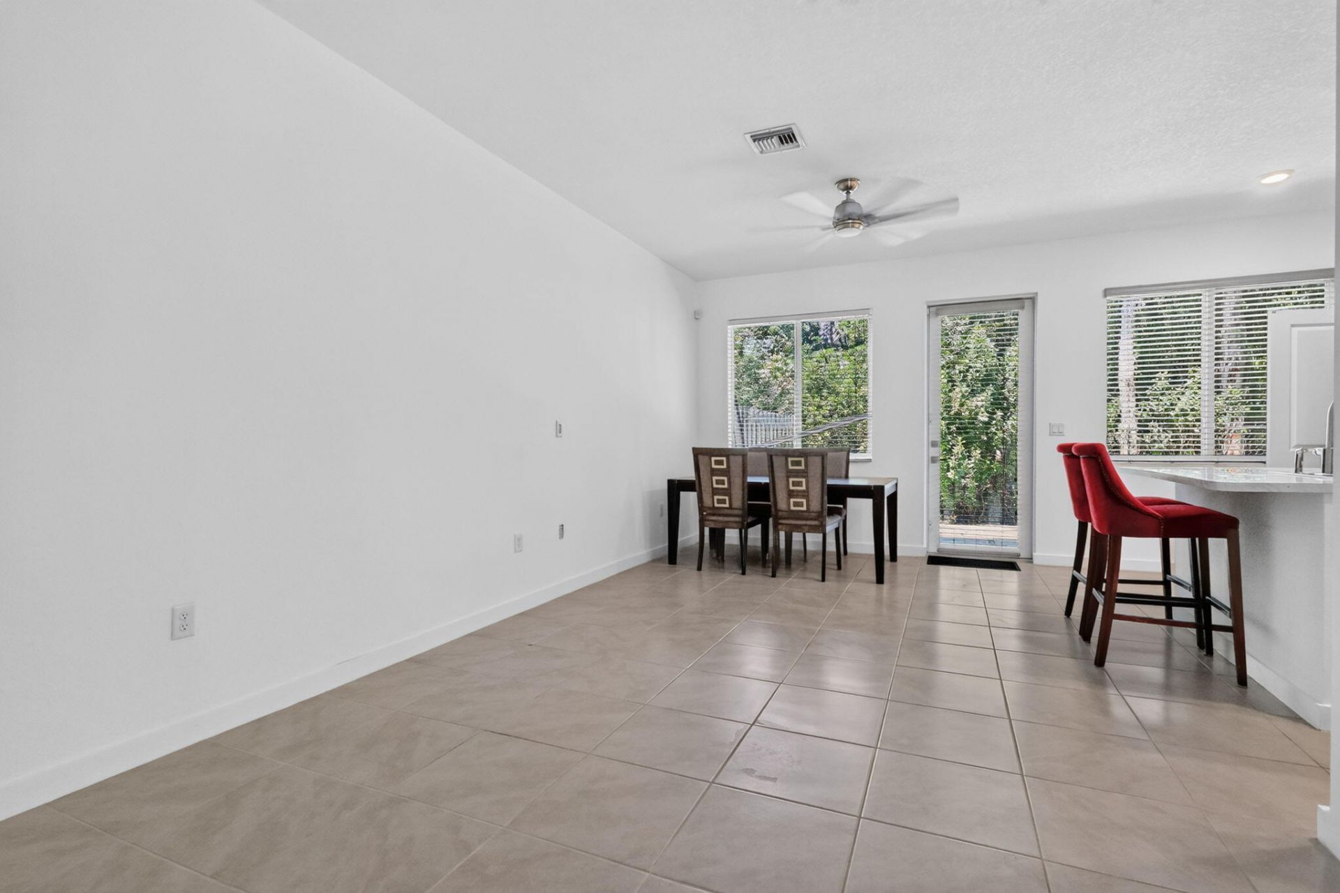 1339 NW 208th Terrace, Miami Gardens, FL 33169 Photo