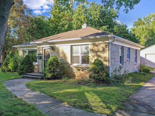 1427 EMILIE STREET, Green Bay, WI 54301