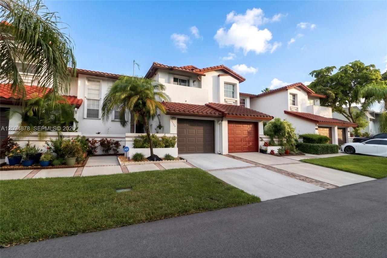 8402 SW 208th St , Cutler Bay, FL 33189 Photo