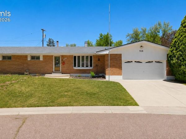 518 Arapahoe Drive, Colorado Springs, CO 80905