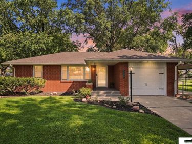 5800 Normal Boulevard, Lincoln, NE 68506