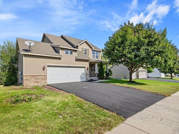 1096 Danube Avenue, Shakopee, MN 55379