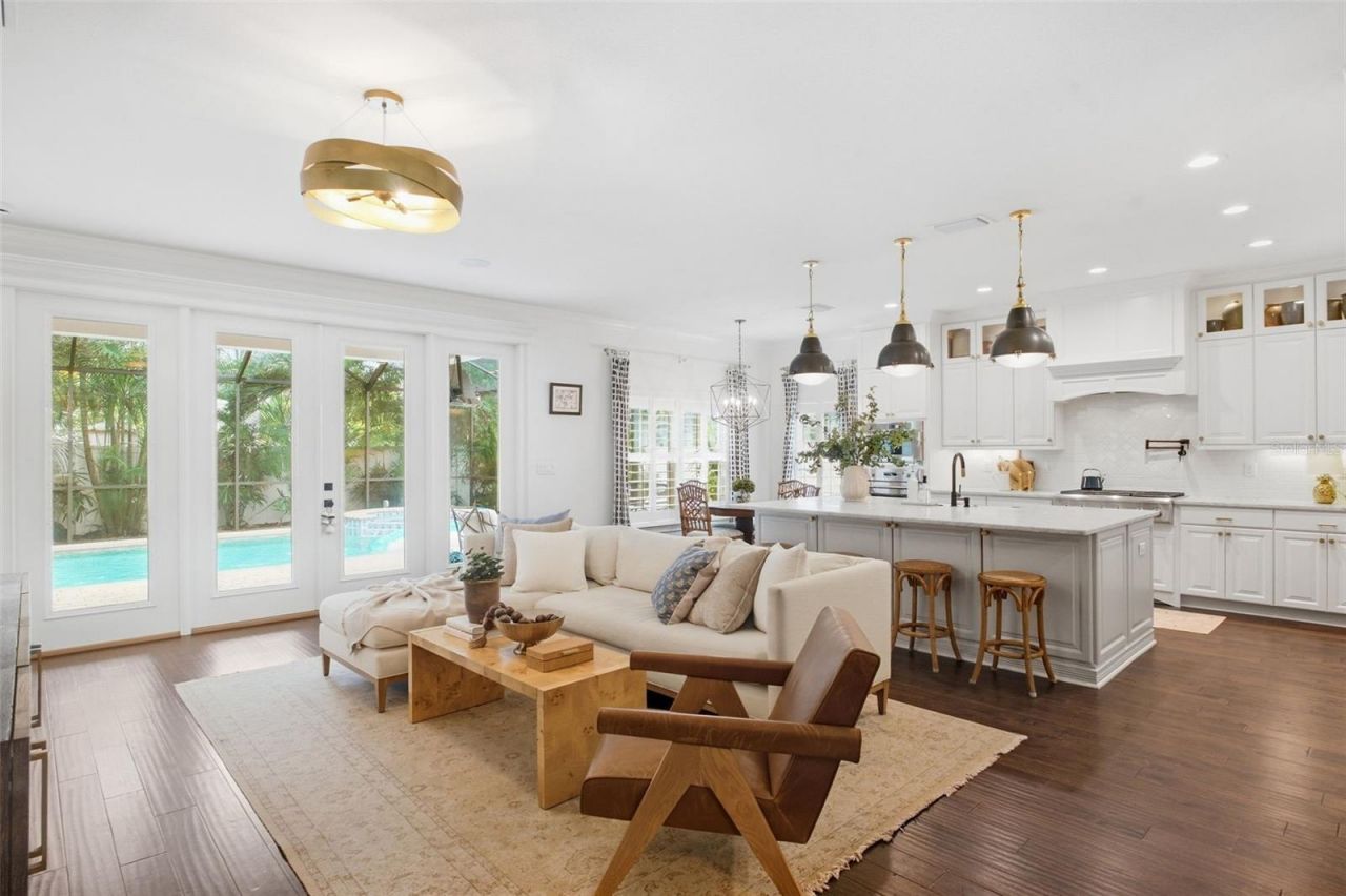 3404 W Dorchester Street, Tampa, FL 33611 Photo