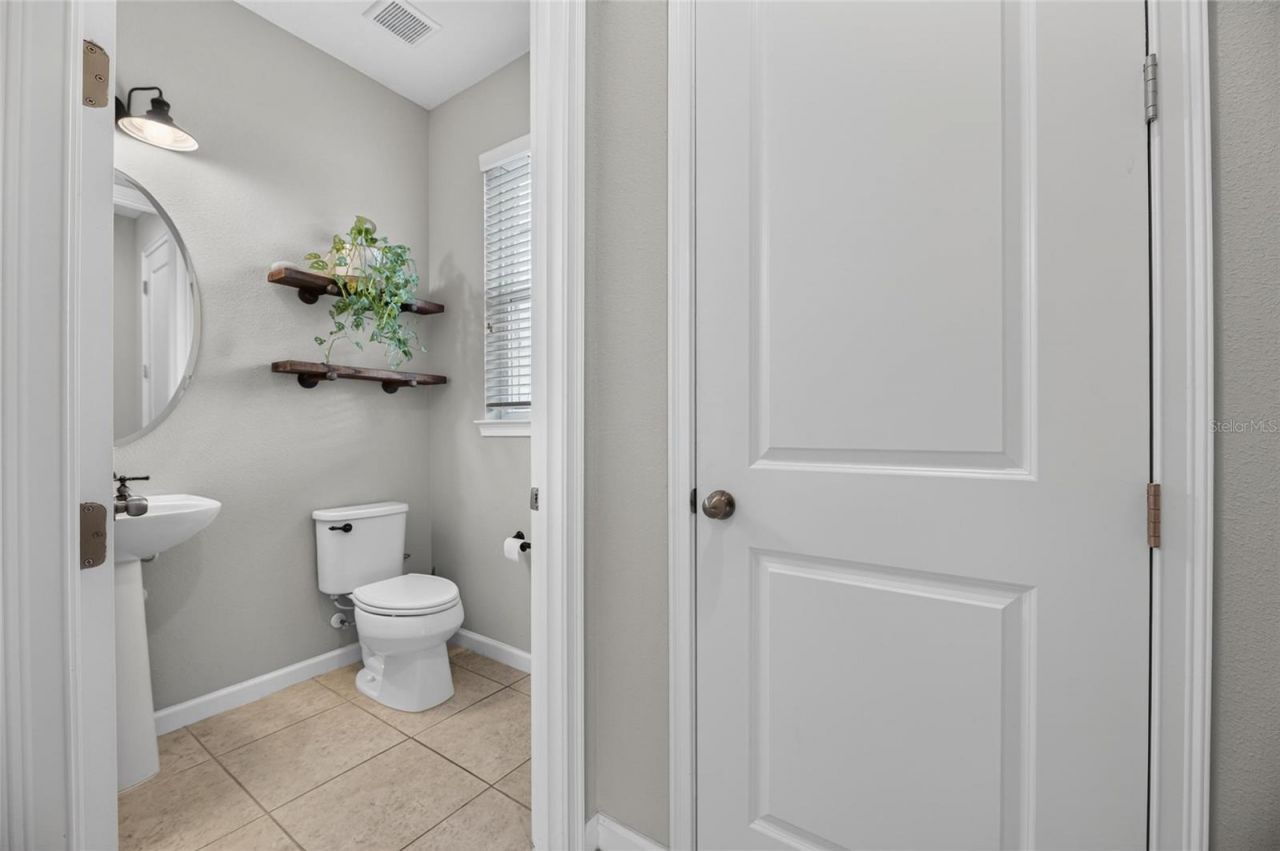 12211 Streambed Drive , Riverview, FL 33579 Photo