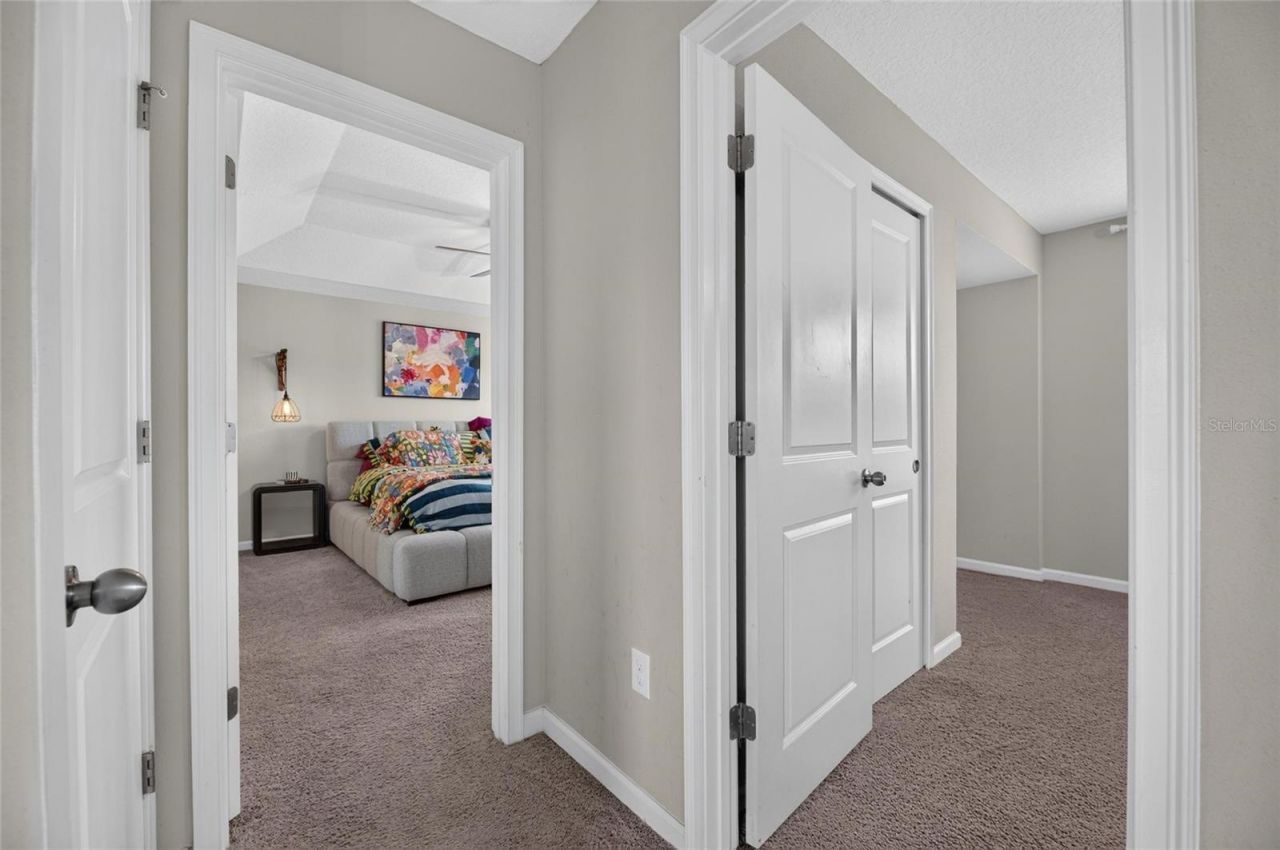 12211 Streambed Drive , Riverview, FL 33579 Photo
