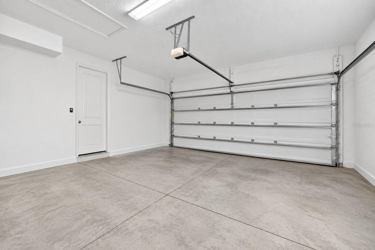12211 Streambed Drive , Riverview, FL 33579 Photo