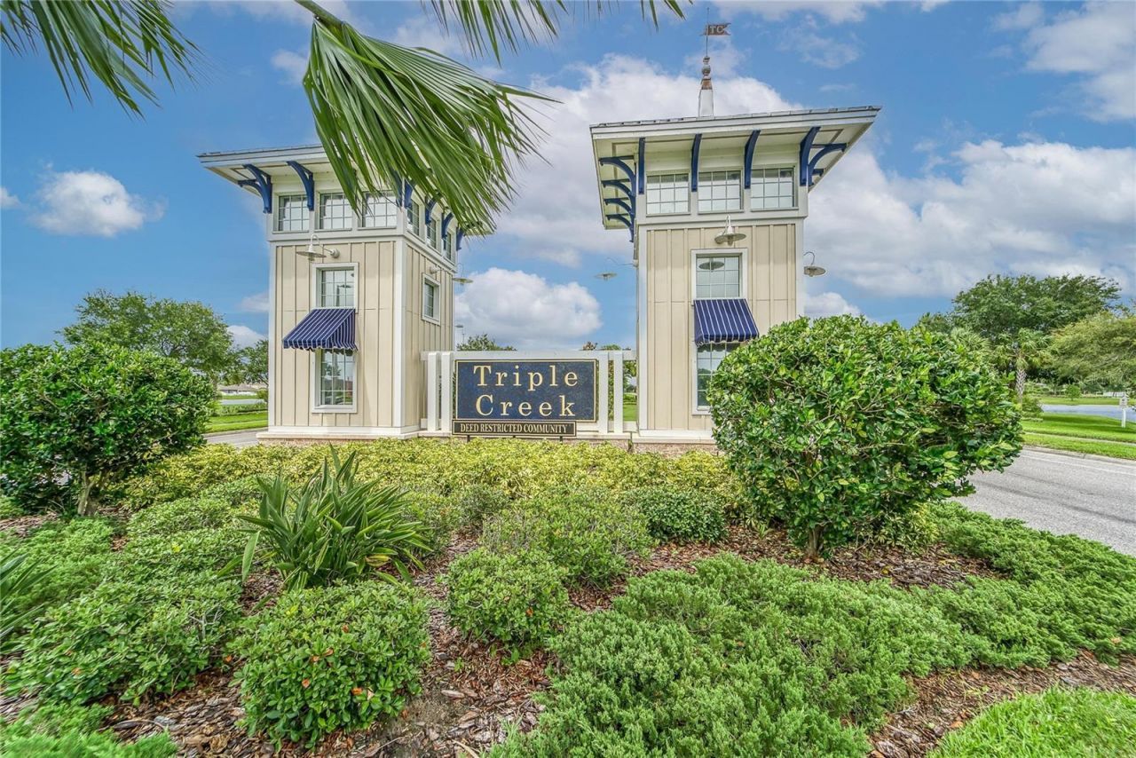 12211 Streambed Drive , Riverview, FL 33579 Photo
