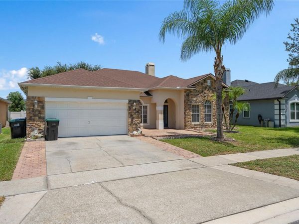 13821 AMBERLEIGH ROAD , ORLANDO, FL 32837
