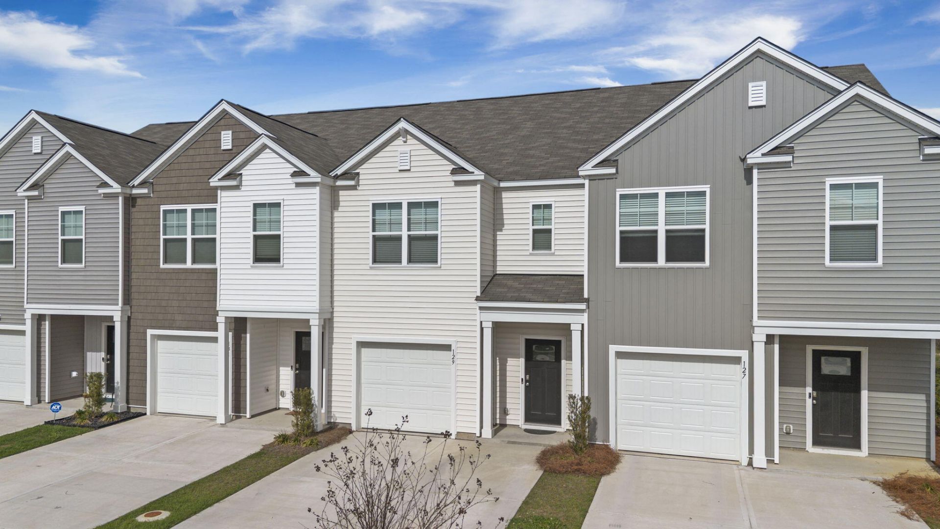 129 Yarrow Way Photo 4