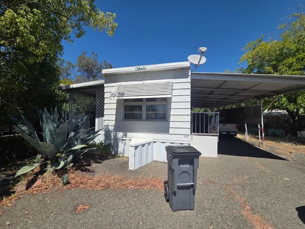 6110 Nob Hill Dr, Newcastle, CA 95658