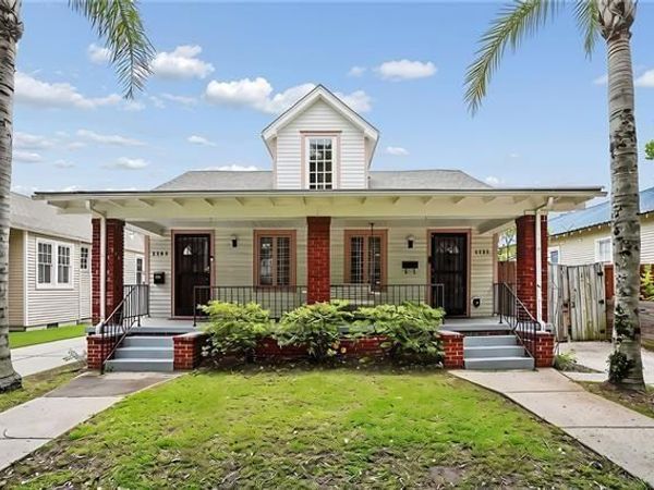 2703 PALMER Avenue , New Orleans, LA 70118