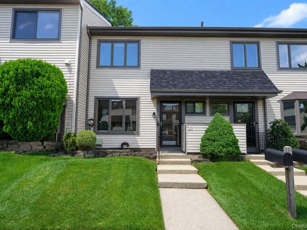 30 Hemlock Court , Staten Island, NY 10309