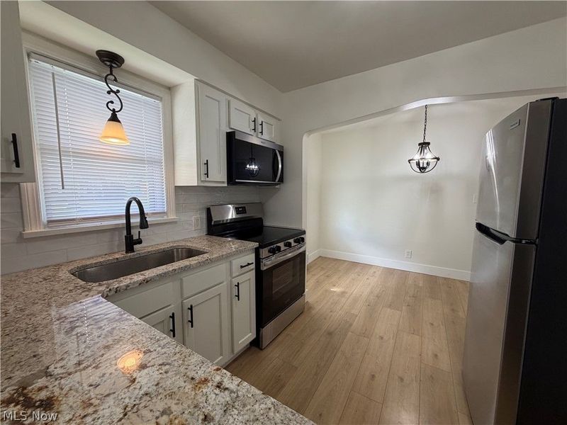 39 Renee , Struthers, OH 44471 Photo 16