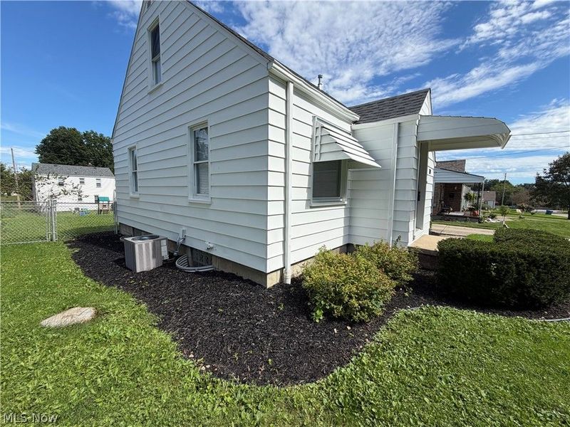 39 Renee , Struthers, OH 44471 Photo 5