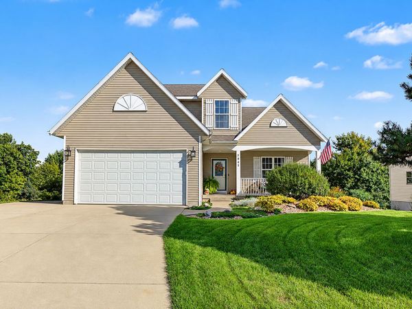 7841 Cidermill Drive SE, Grand Rapids, MI 49508