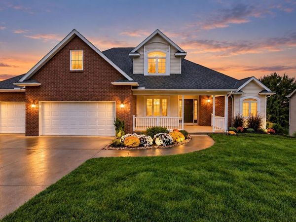39 Wildwood Lane W, Mount Vernon, OH 43050