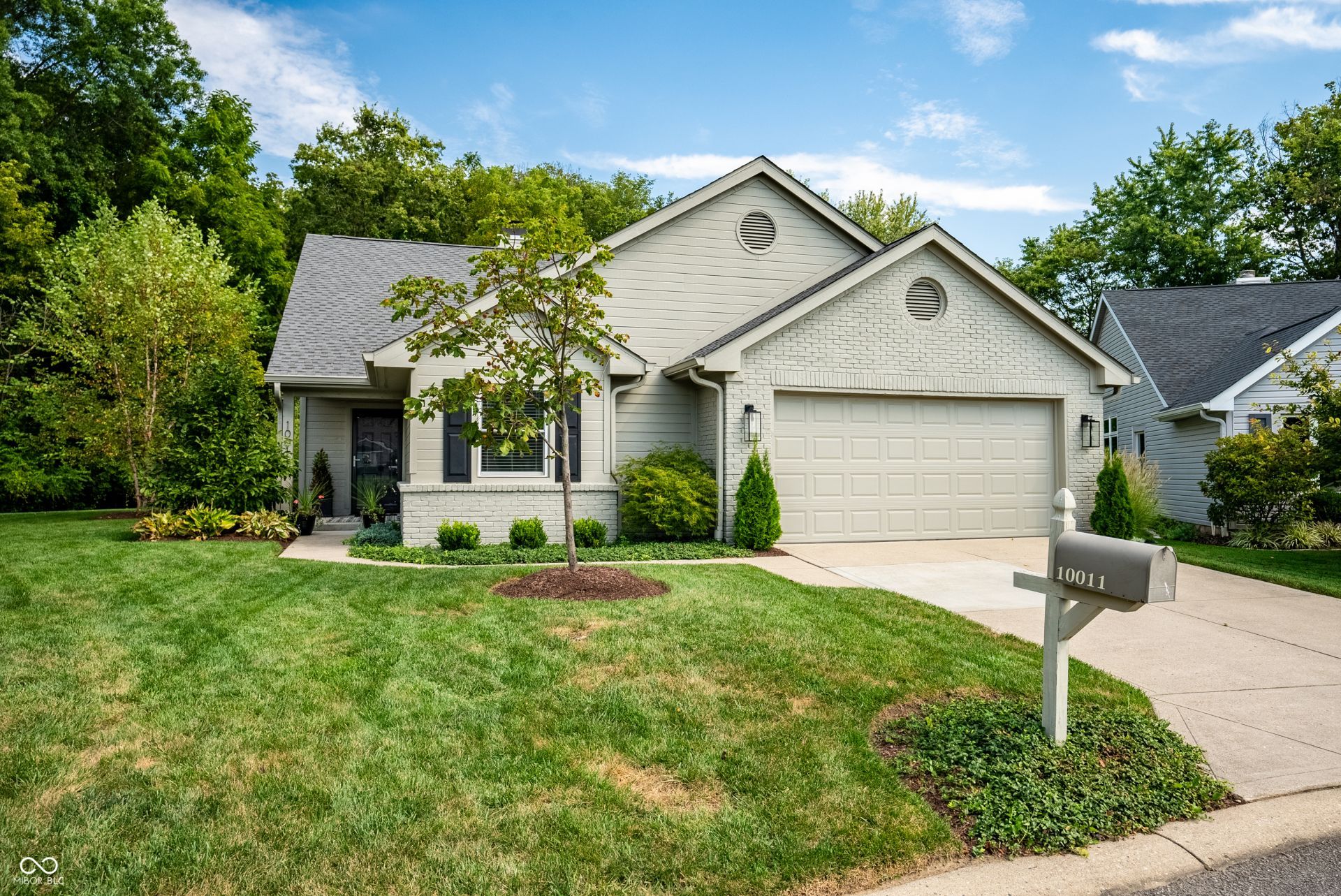 10011 Franklin Court, Carmel, IN 46280 Main Photo