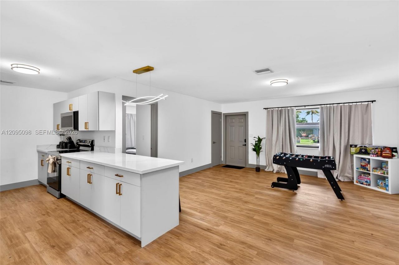 7221 Freedom St , Hollywood, FL 33024 Photo