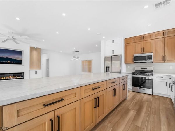 2537 Terrytown Avenue , Henderson, NV 89052