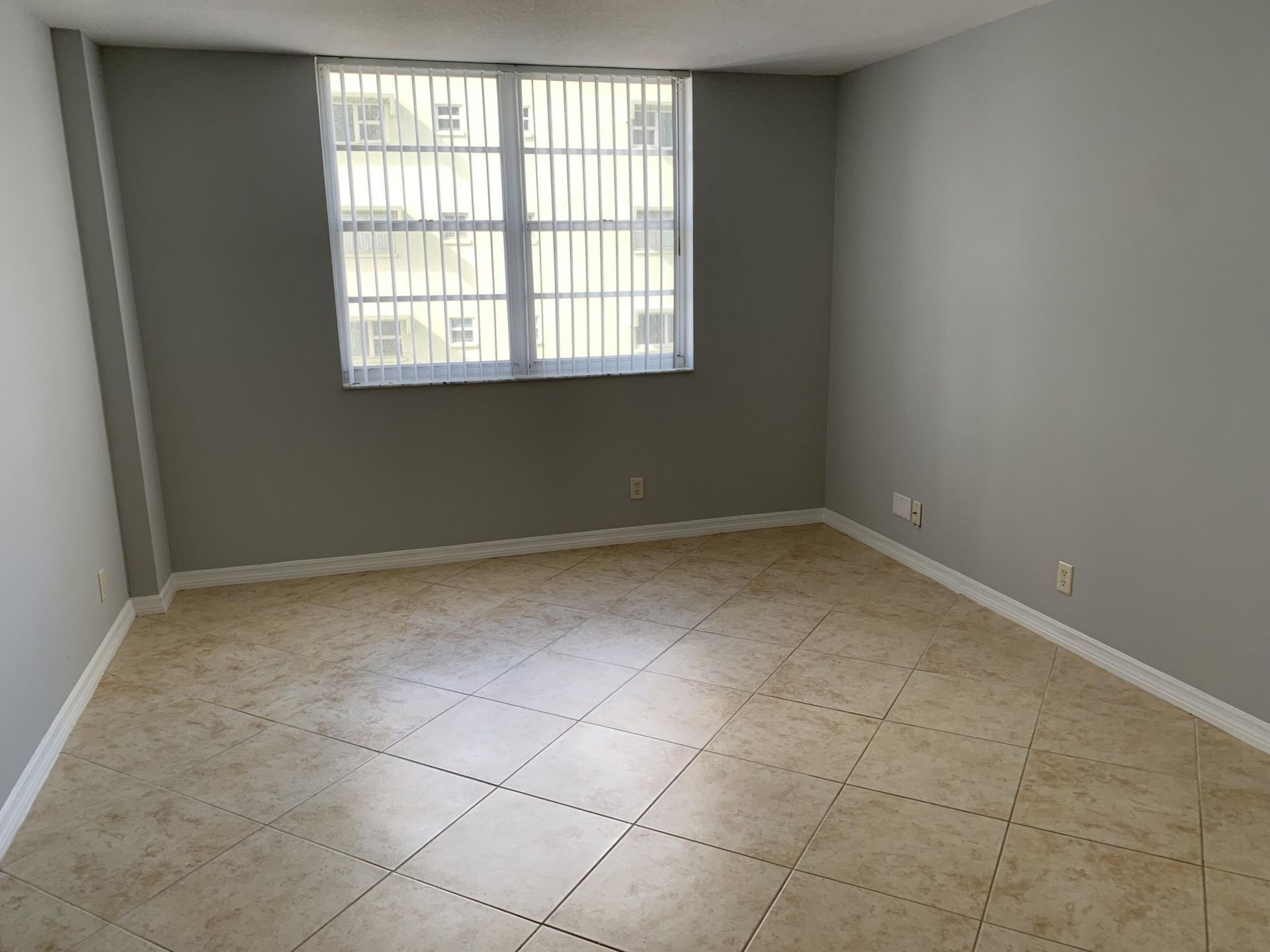 3001 W Rolling Hills Circle, Unit 709, Davie, FL 33328 Photo