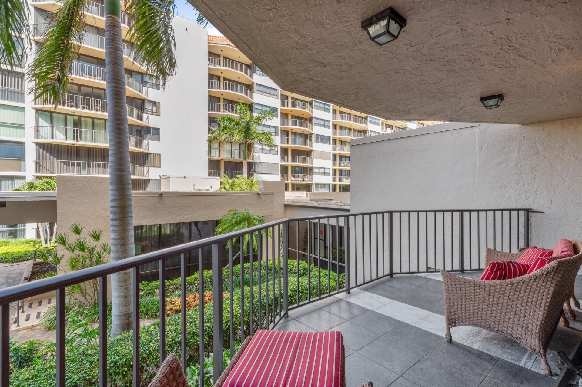 859 Jeffery Street, Unit 212, Boca Raton, FL 33487 Photo