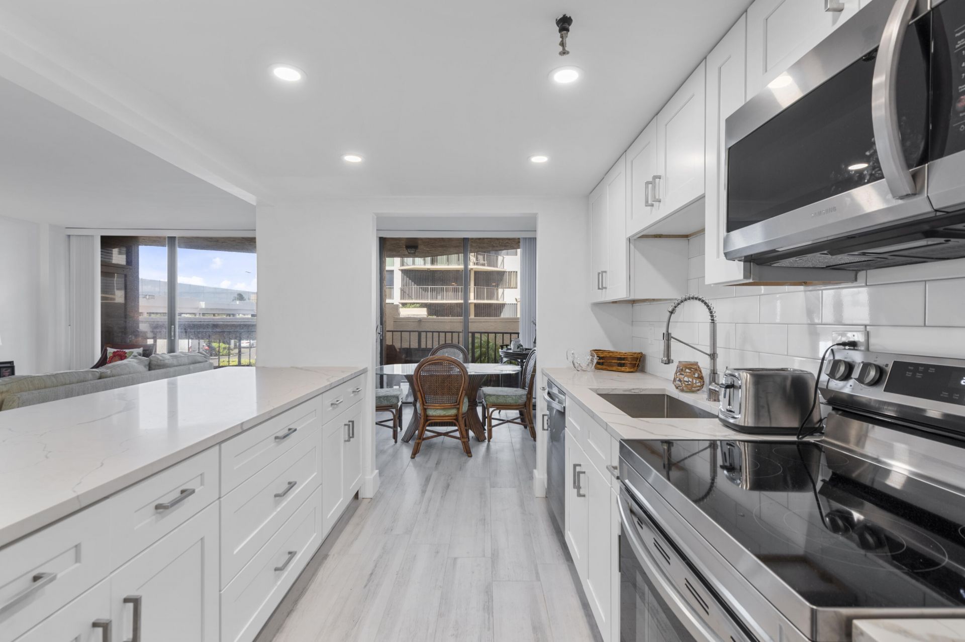 859 Jeffery Street, Unit 212, Boca Raton, FL 33487 Photo