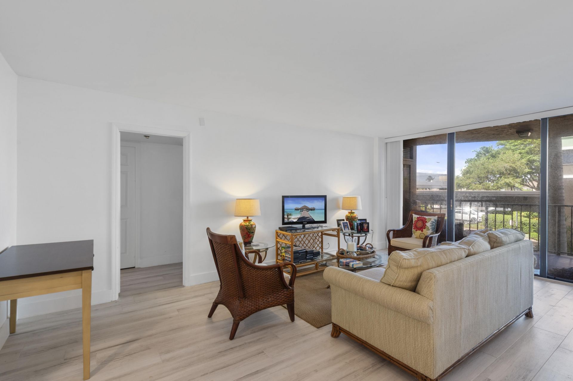 859 Jeffery Street, Unit 212, Boca Raton, FL 33487 Photo