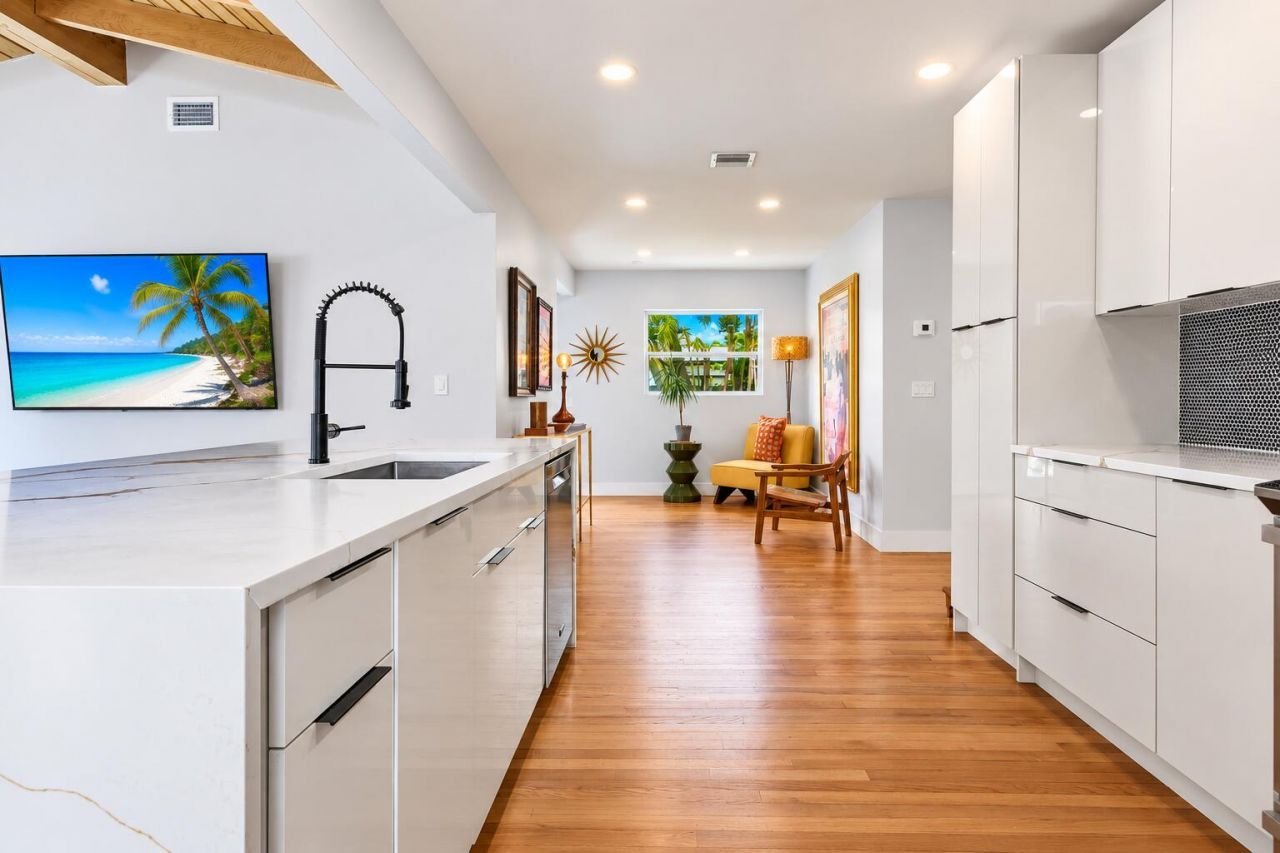 1610 N J Terrace, Lake Worth Beach, FL 33460 Photo
