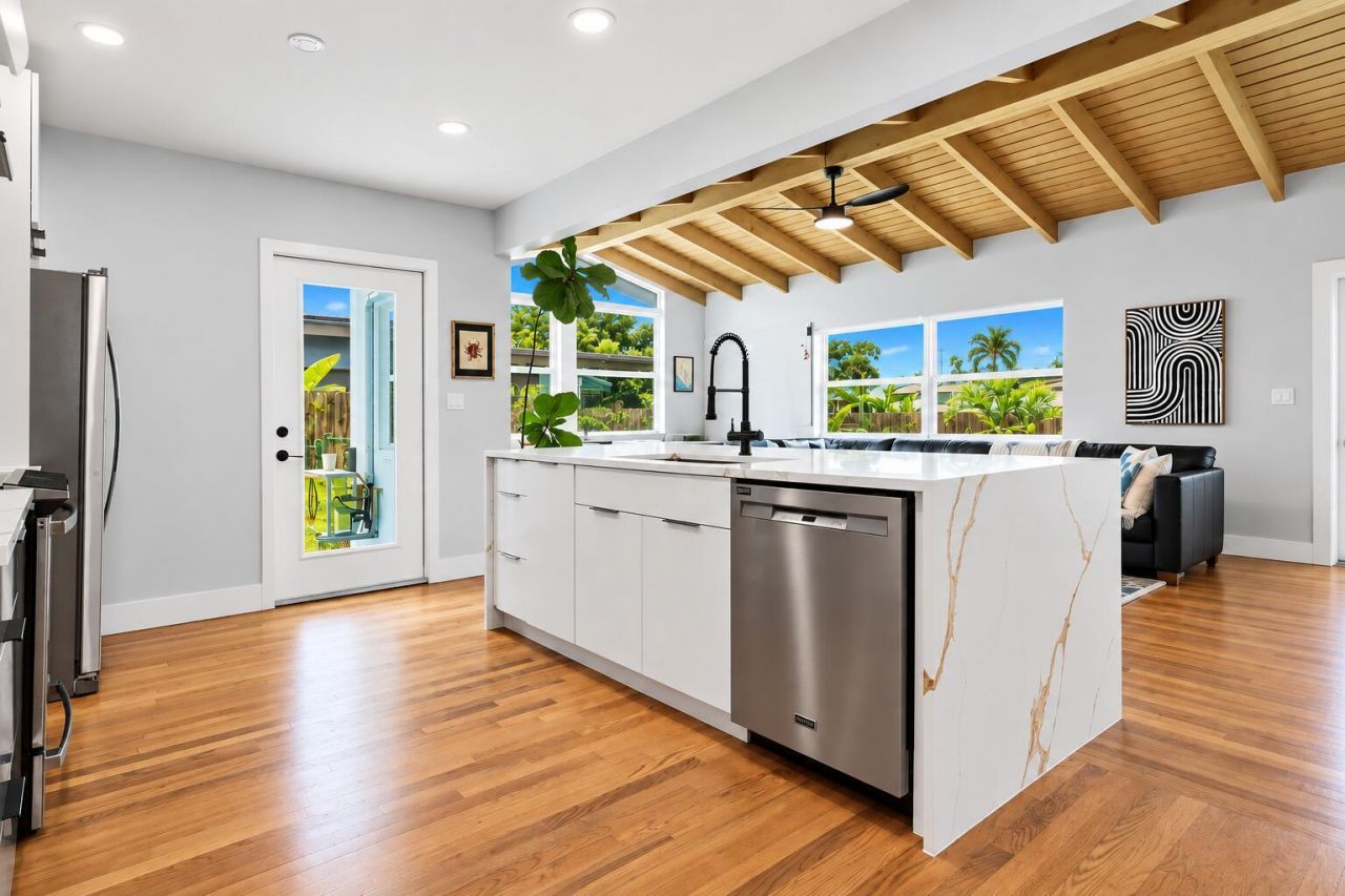 1610 N J Terrace, Lake Worth Beach, FL 33460 Photo