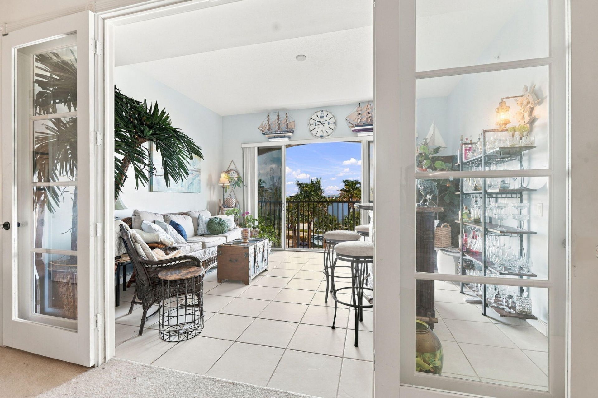 36 Harbour Isle Drive W, Unit 303, Fort Pierce, FL 34949 Photo