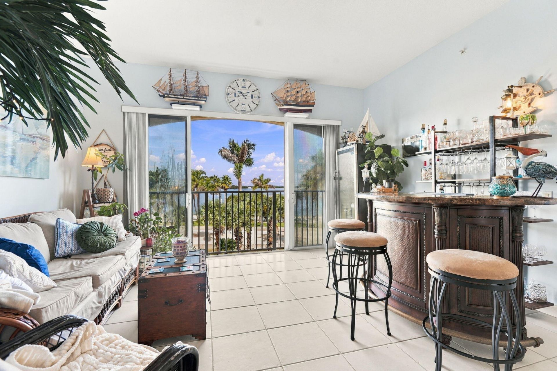 36 Harbour Isle Drive W, Unit 303, Fort Pierce, FL 34949 Photo