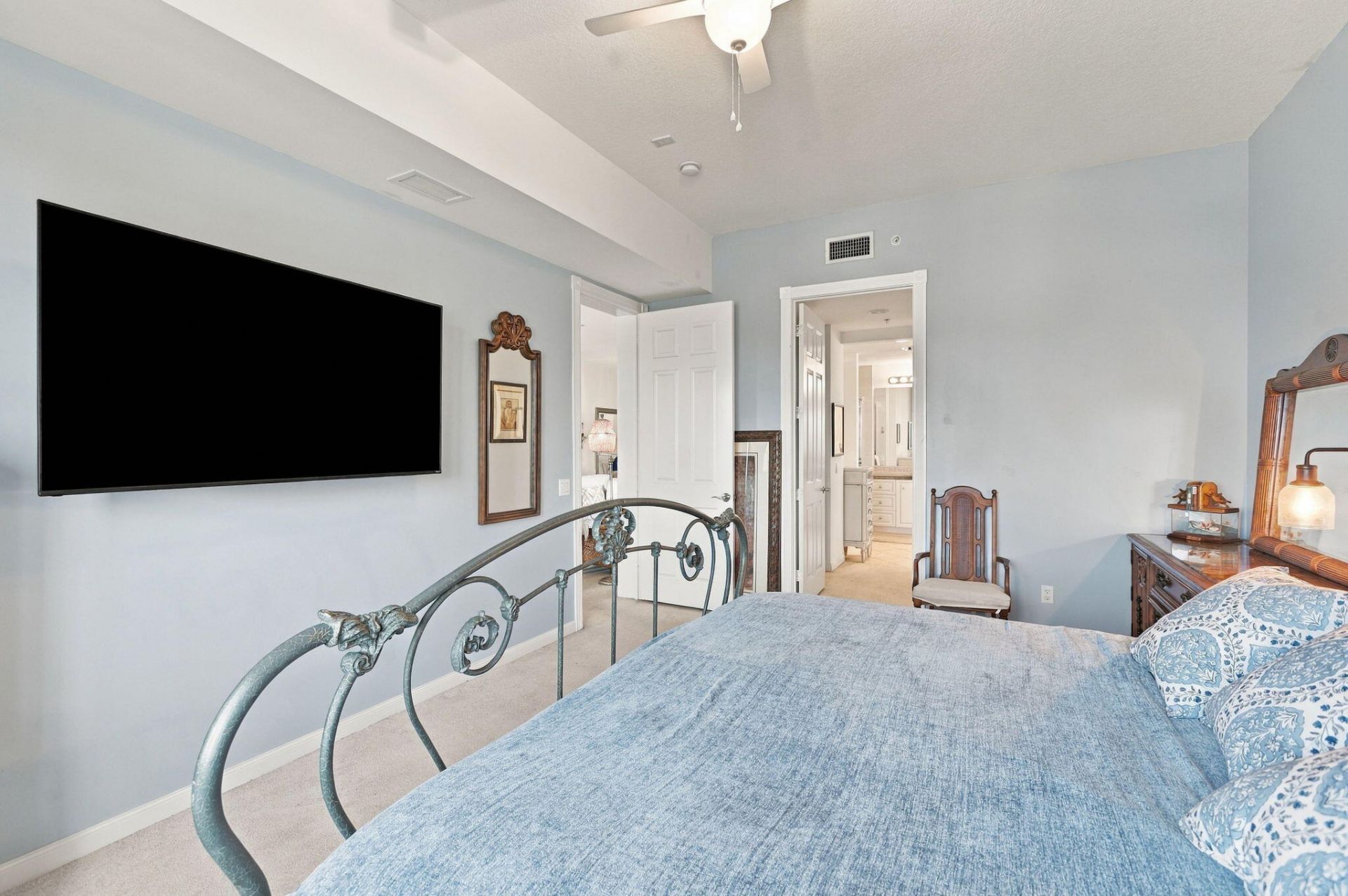36 Harbour Isle Drive W, Unit 303, Fort Pierce, FL 34949 Photo