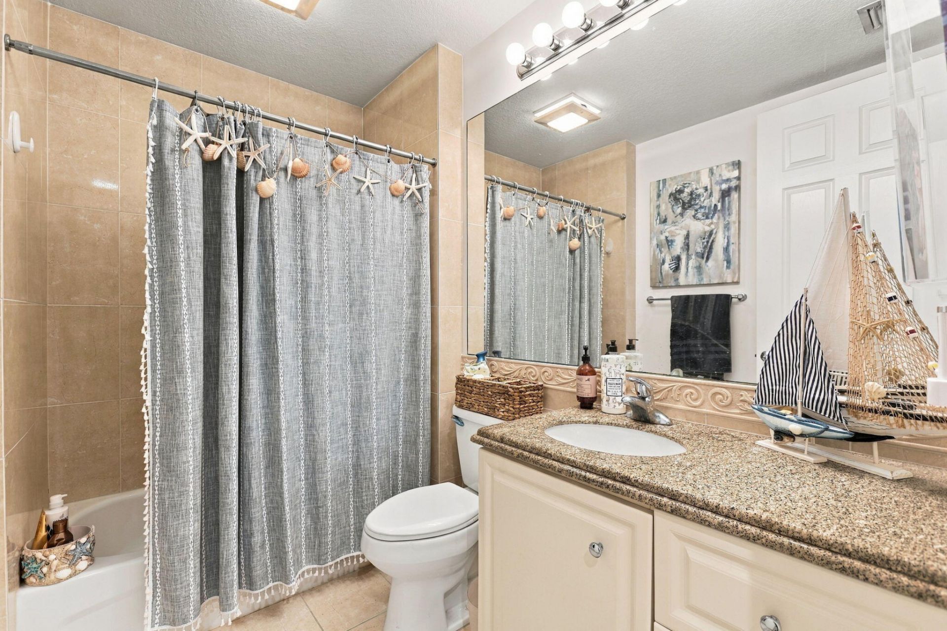 36 Harbour Isle Drive W, Unit 303, Fort Pierce, FL 34949 Photo