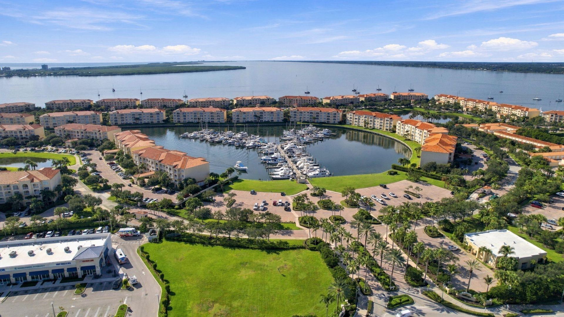 36 Harbour Isle Drive W, Unit 303, Fort Pierce, FL 34949 Photo