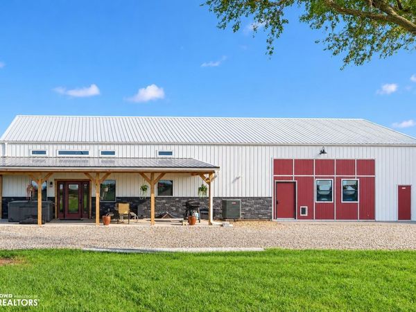 2029 500Th Avenue, Deep River, IA 52222