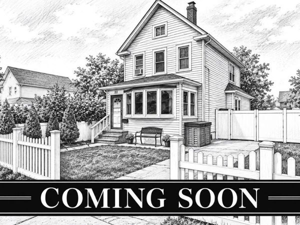 25 Maple Avenue, Hempstead, NY 11550