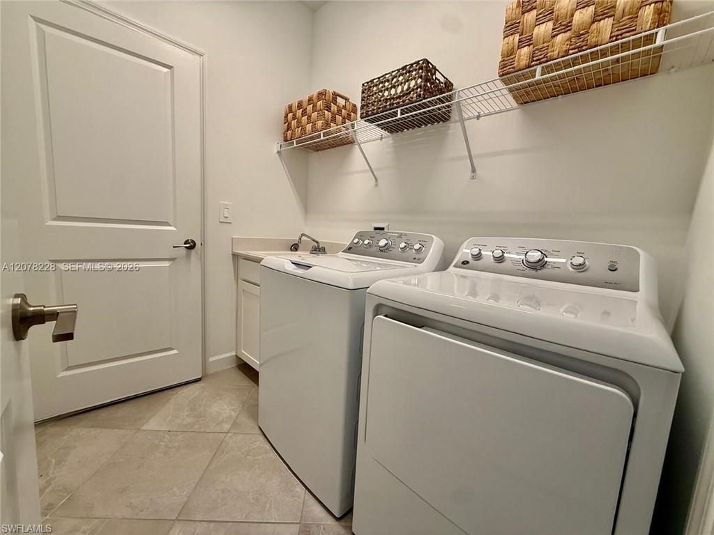 9291 Aqua Overlook Ct, Lehigh Acres, FL 33936 Photo