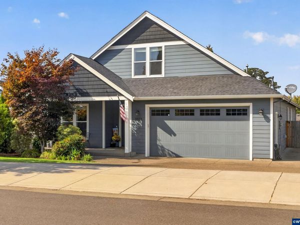 1023 Jaysie Dr, Silverton, OR 97381