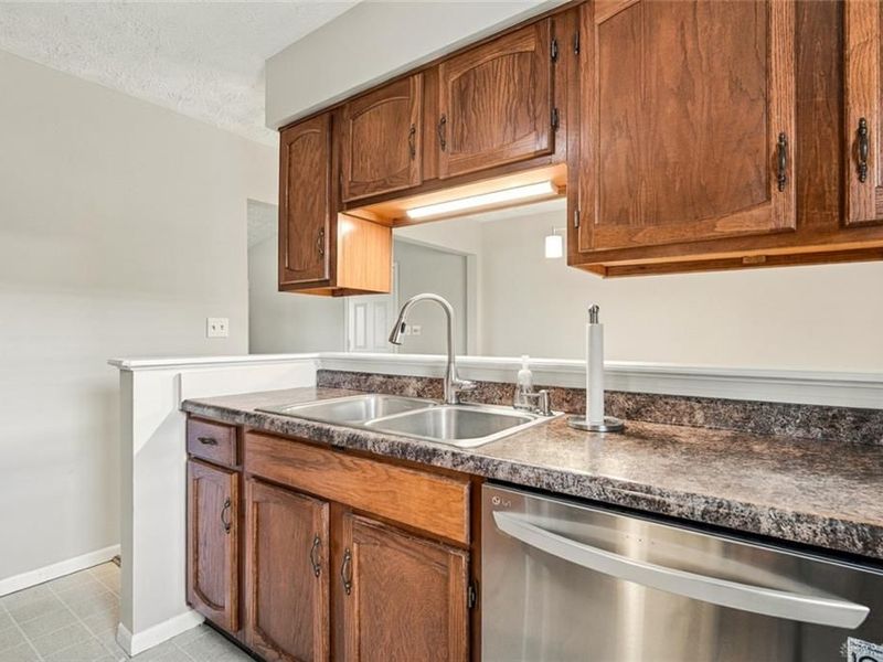 7603 Paragon Commons Circle, Centerville, OH 45459 Photo 10