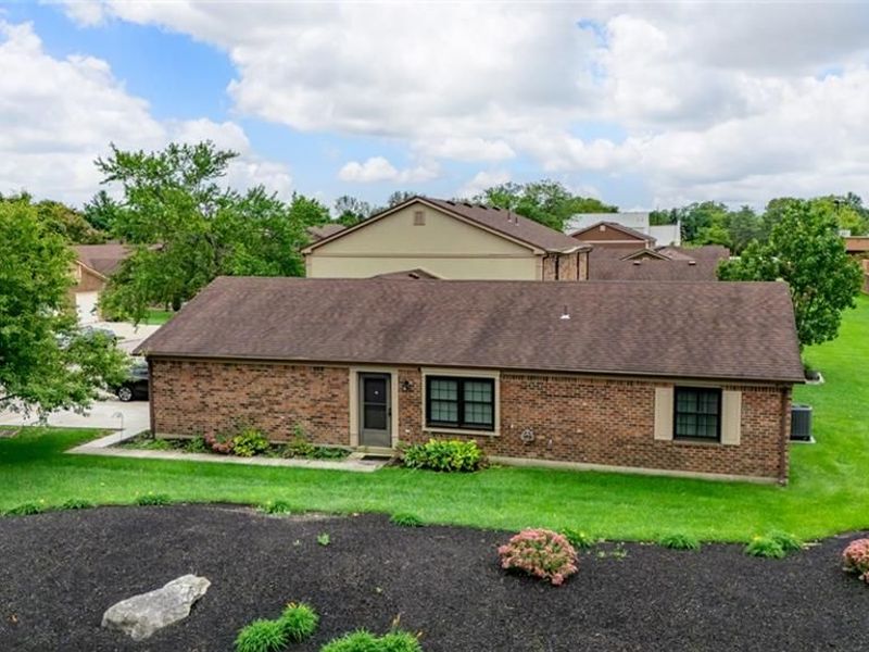 7603 Paragon Commons Circle, Centerville, OH 45459 Photo 2