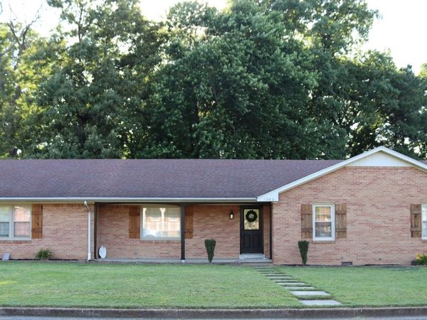 1006 Dogwood Ln , Fulton, KY 42041