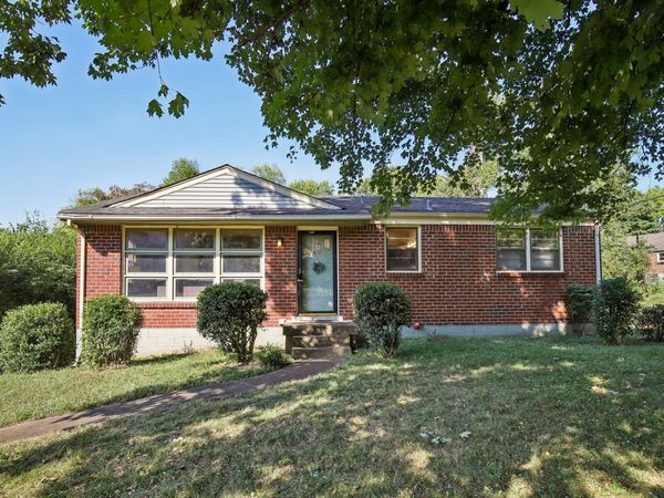 2014 Warden Dr , Nashville, TN 37216