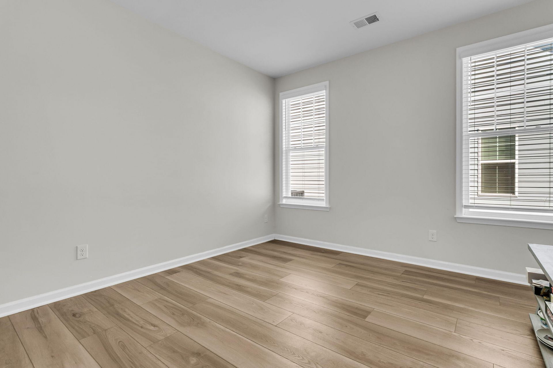 121 Crosscut Lane Photo 30