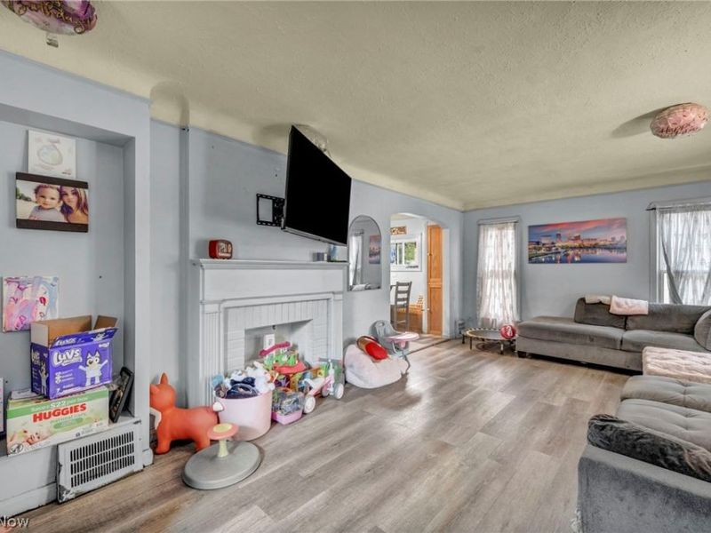 3081 W 137th Street, Cleveland, OH 44111 Photo 6