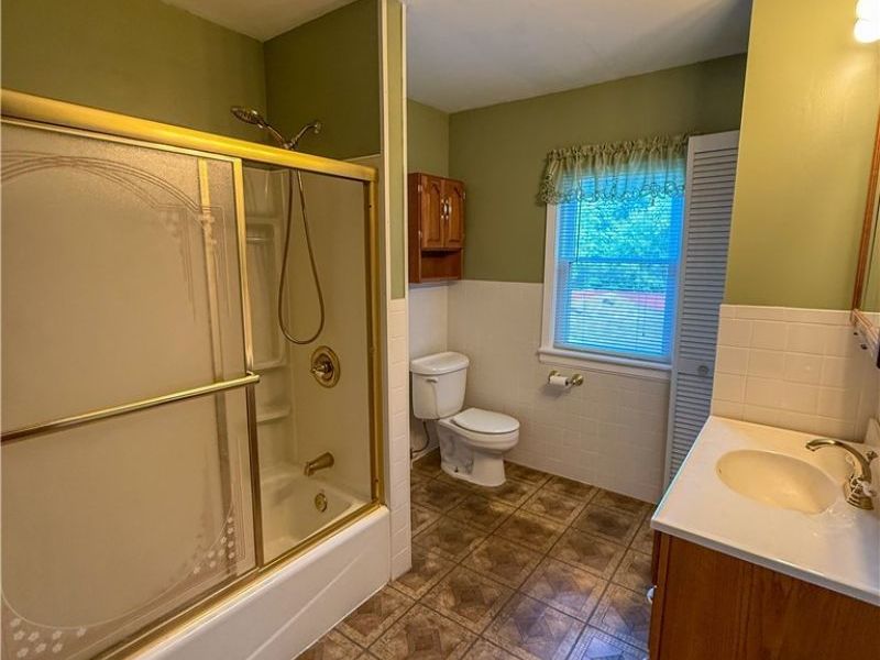853 W River Road N, Elyria, OH 44035 Photo 7