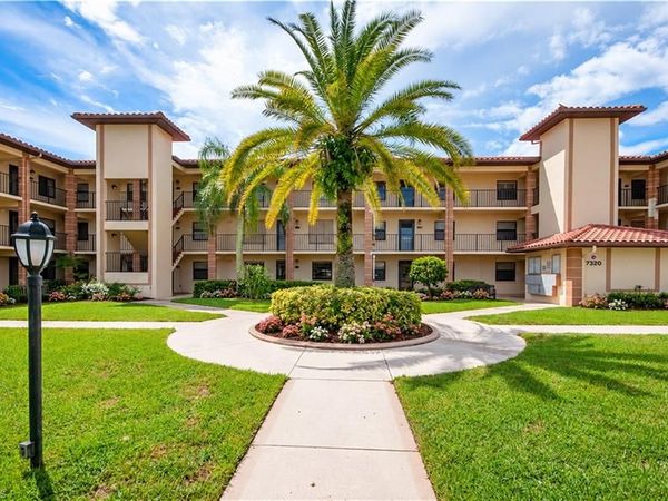 7320 Province WAY , Unit 2105, NAPLES, FL 34104