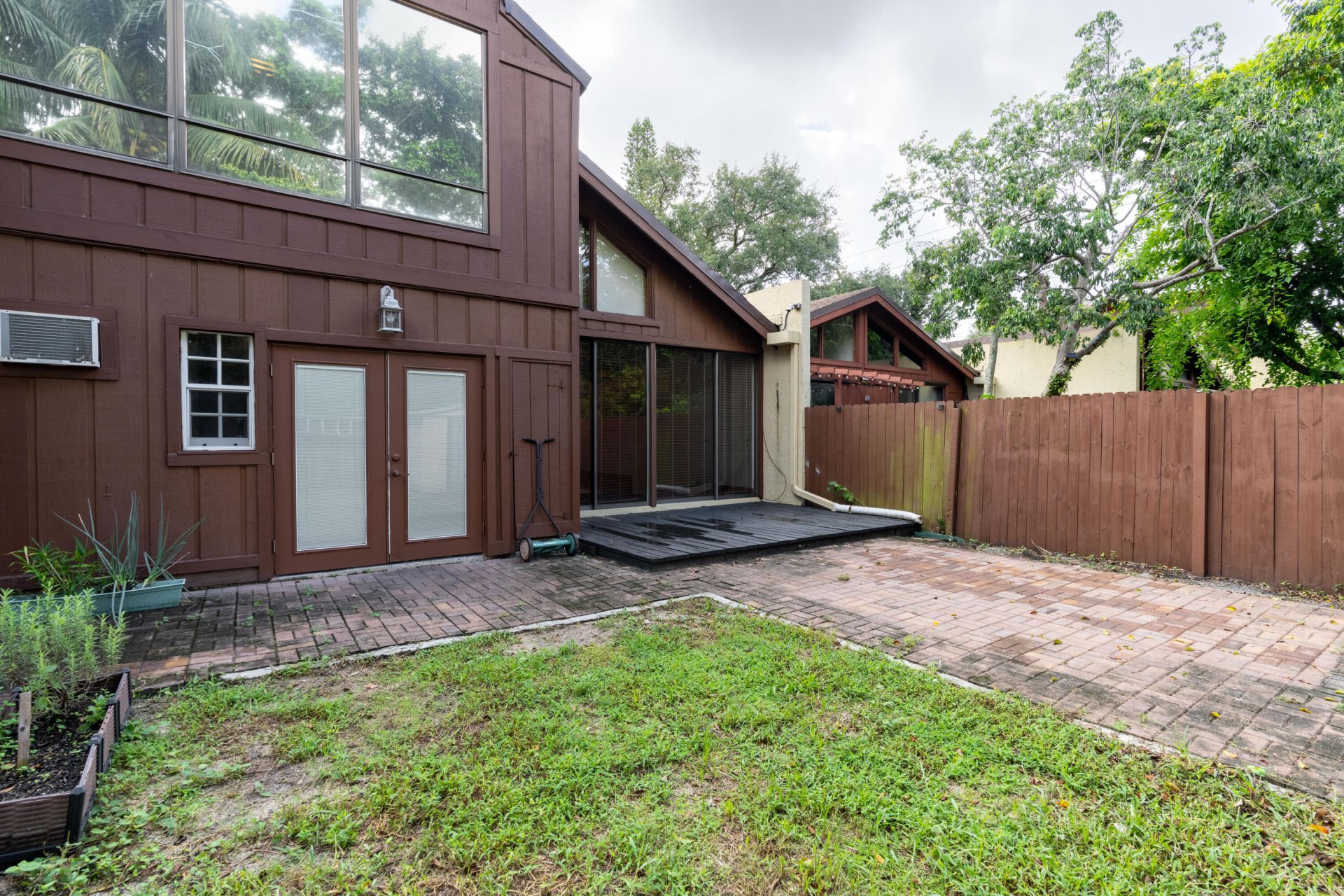 6131 NW 34th Way, Fort Lauderdale, FL 33309 Photo