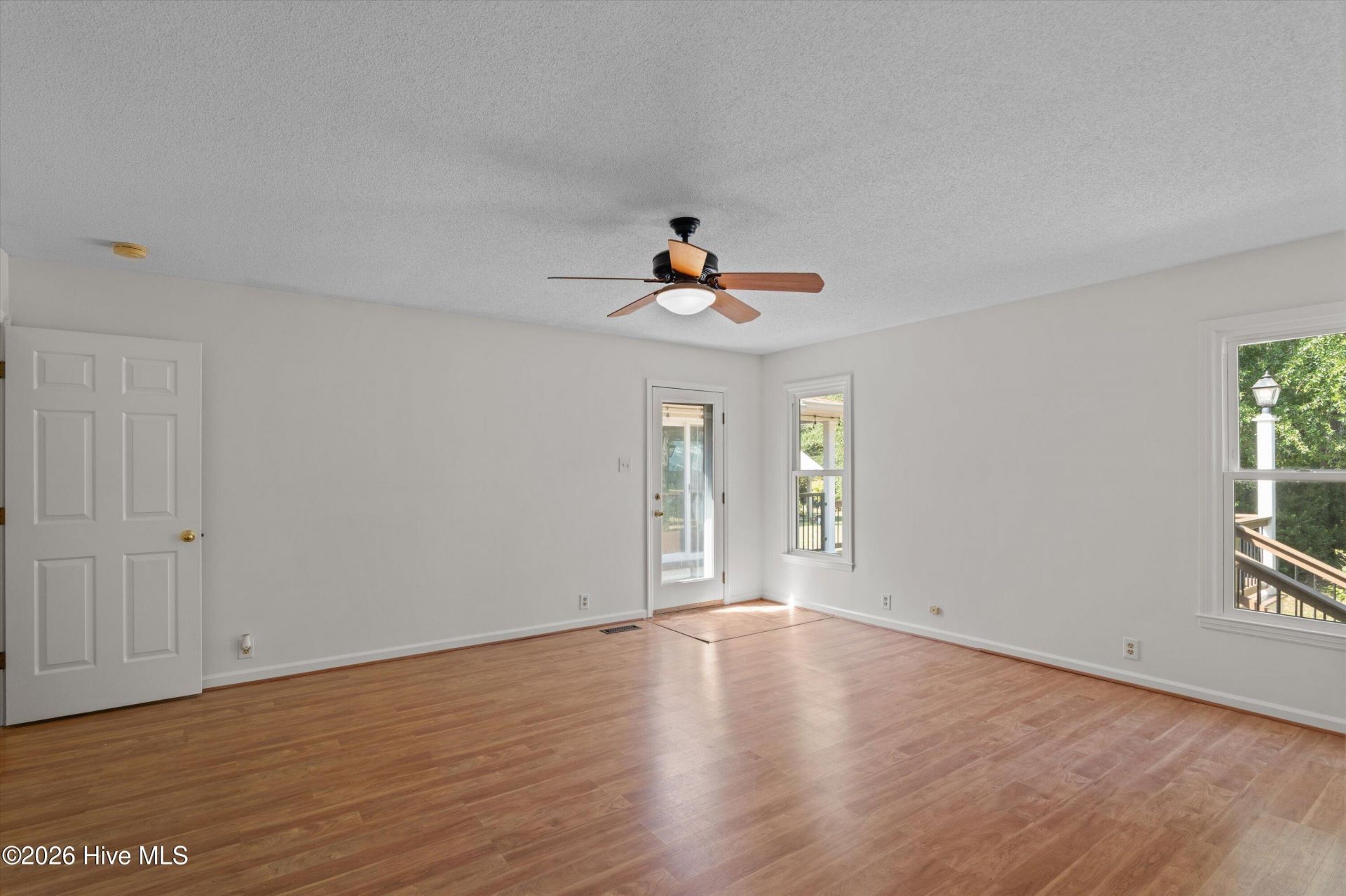 822 Woodland Drive Photo 25